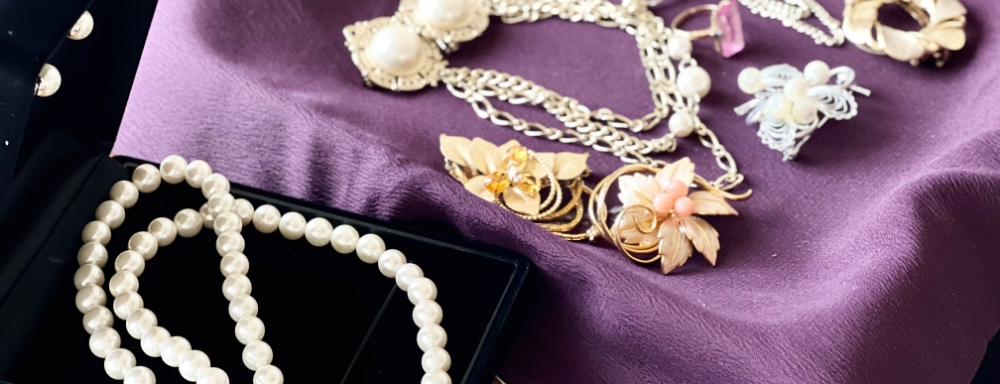 貴金属や宝石類・ブランド品を高く売りたい